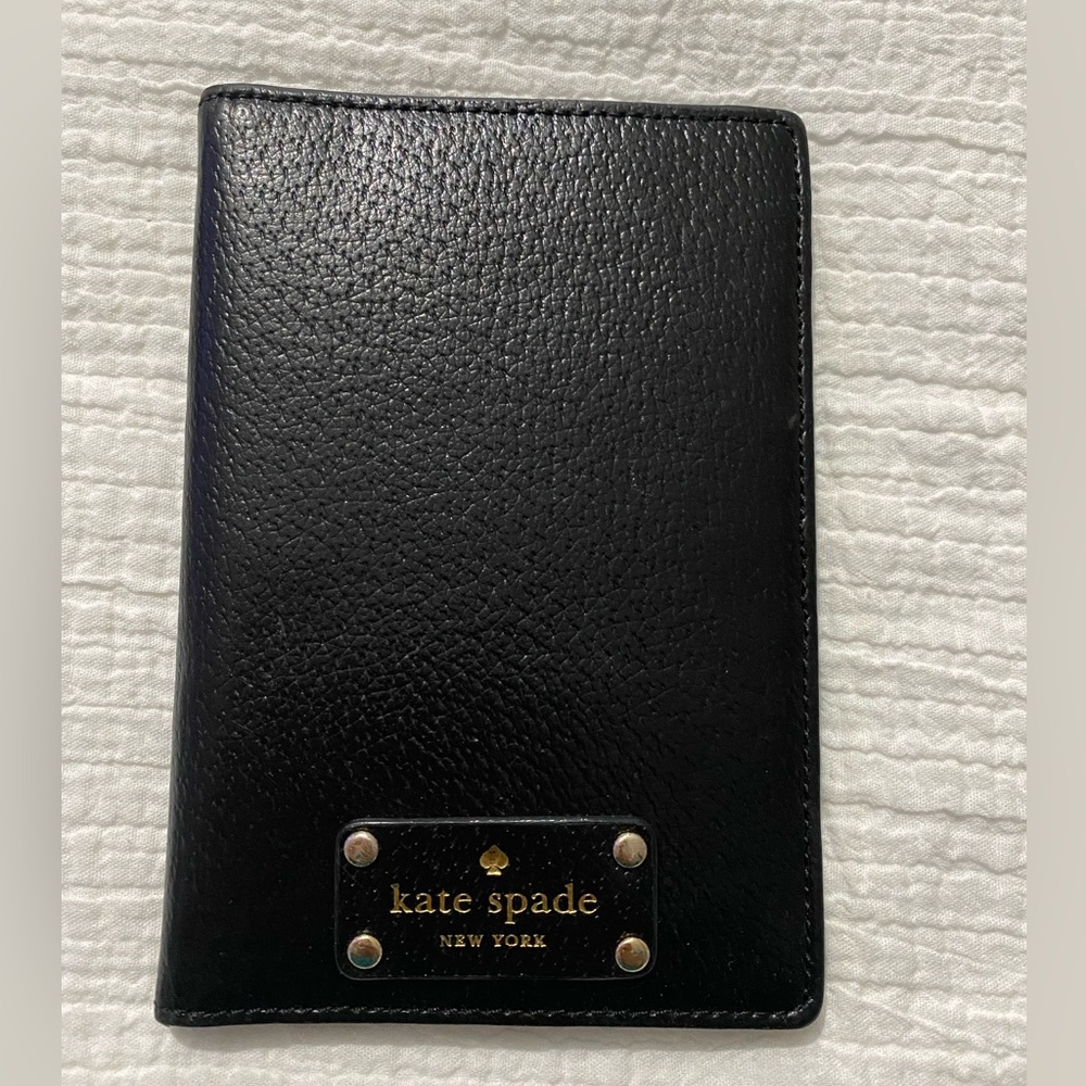 Kate Spade ♠️ Passport Holder